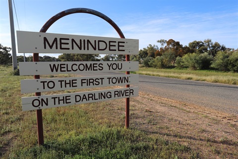 Menindee_1.jpg